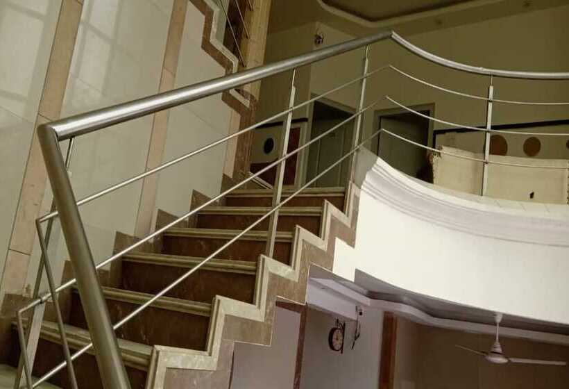 فندق Harsh Regency