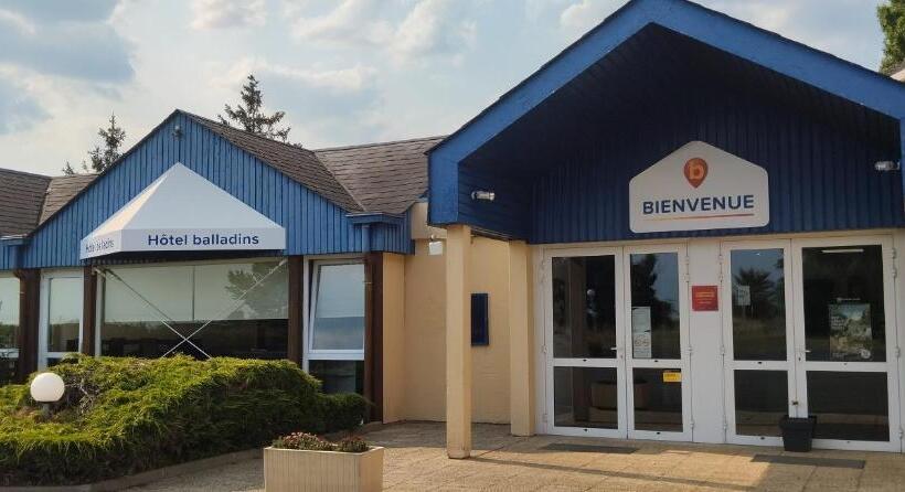 ホテル Initial By Balladins Sable Sur Sarthe