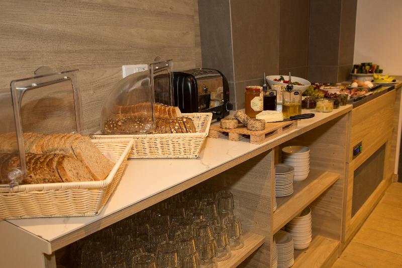 Ivy Hotel Adults Only