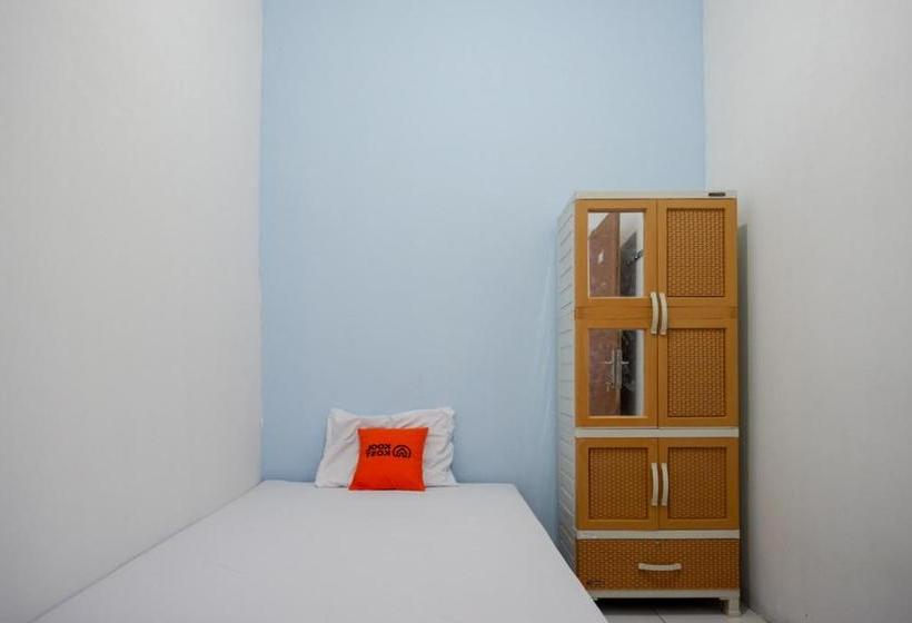 酒店 Koolkost Female Syariah Near Udinus Semarang Minimum Stay 6 Nights