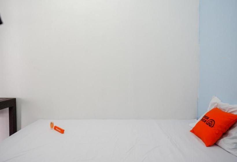 酒店 Koolkost Female Syariah Near Udinus Semarang Minimum Stay 6 Nights