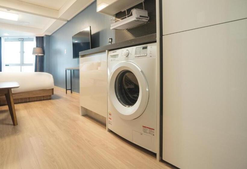 בית מלון כפרי Marinabay Sokcho