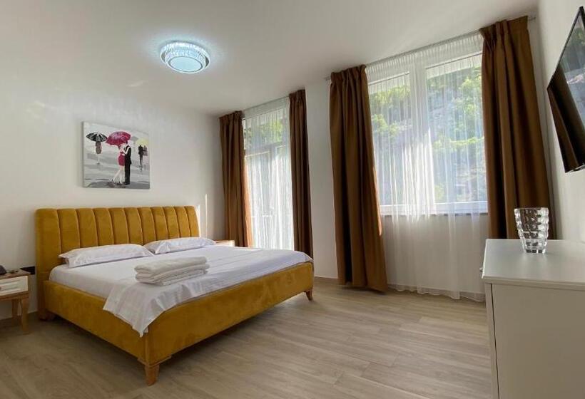 בית מלון כפרי Mille Amici