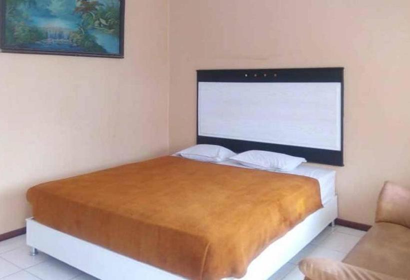 Reddoorz Syariah @ Hotel Kencana Tasikmalaya