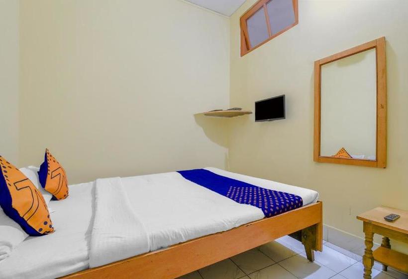 هتل Spot On 71156  Jaybee S