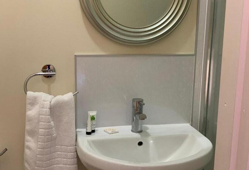 ホテル The Globe Inn