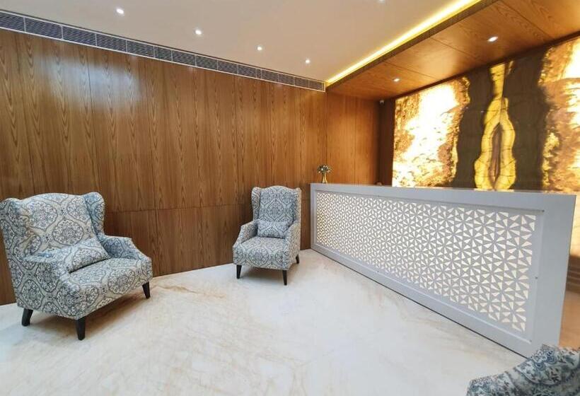 Отель The Moziac