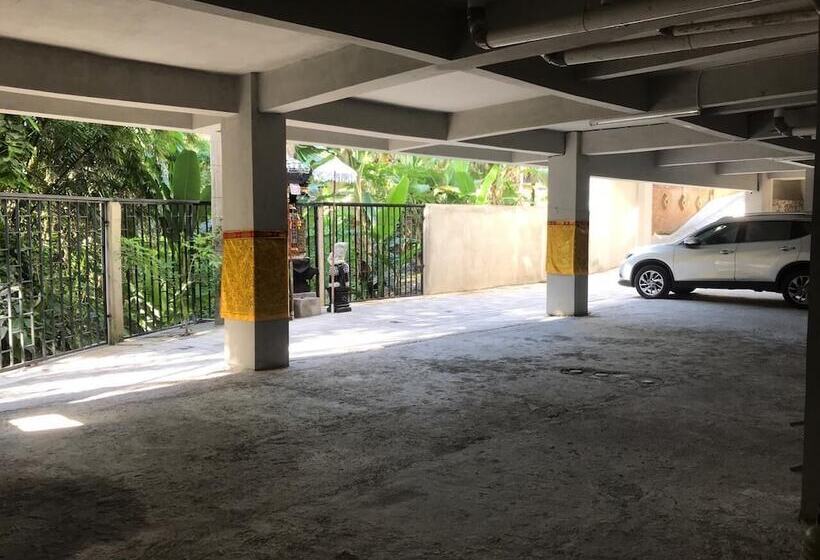 בית מלון כפרי The Sarining