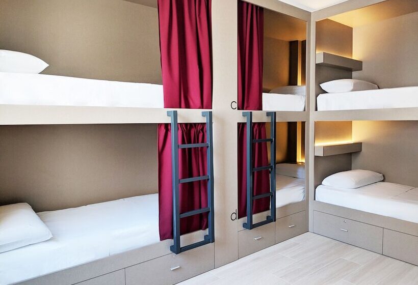 پانسیون Broz Hostel