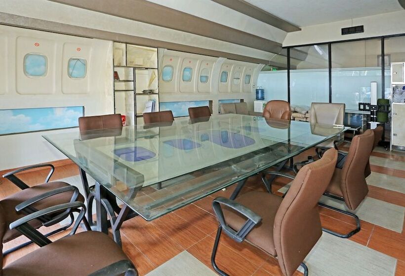 膳宿费 Collection O Sky Airlines Near Mandaya Royal Hospital