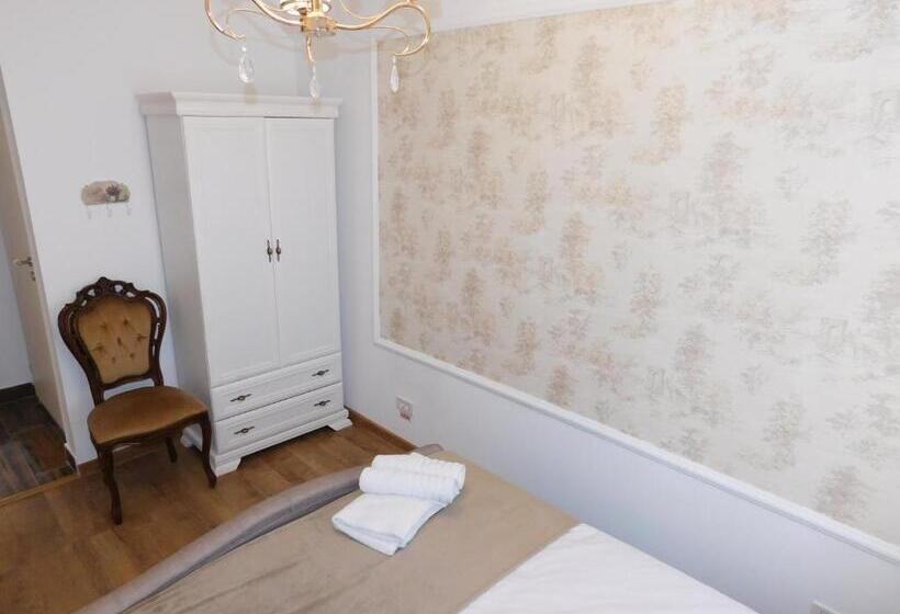 פנסיון Casa Boem