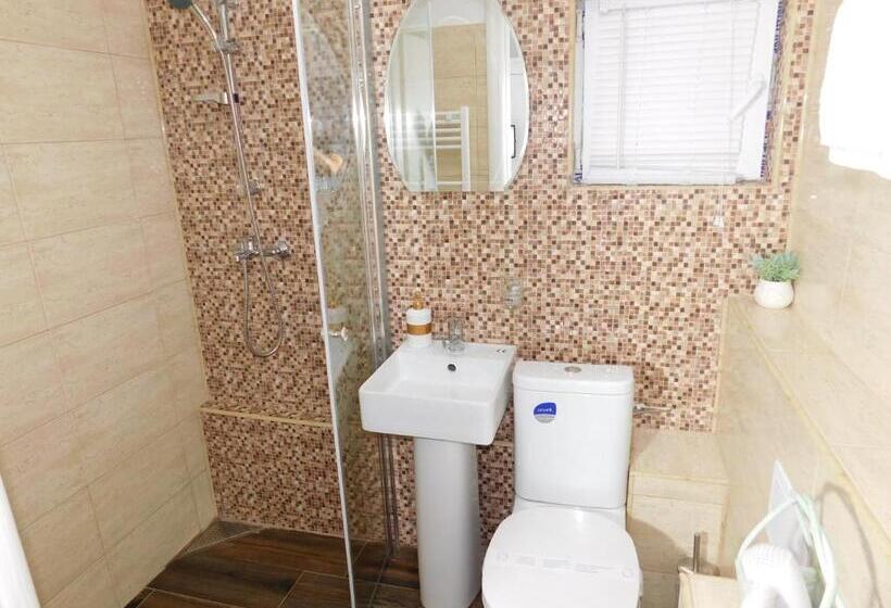 פנסיון Casa Boem