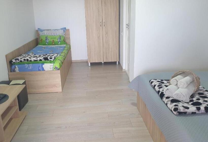 Пансион Casa Corina