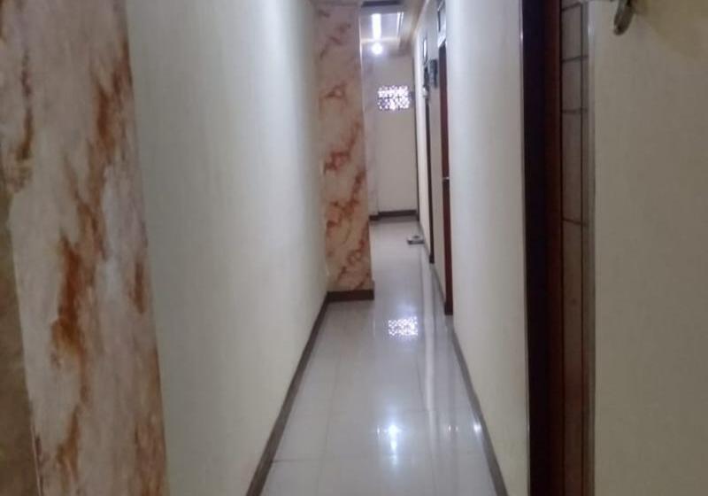 פנסיון Guest House Dewi Fortuna