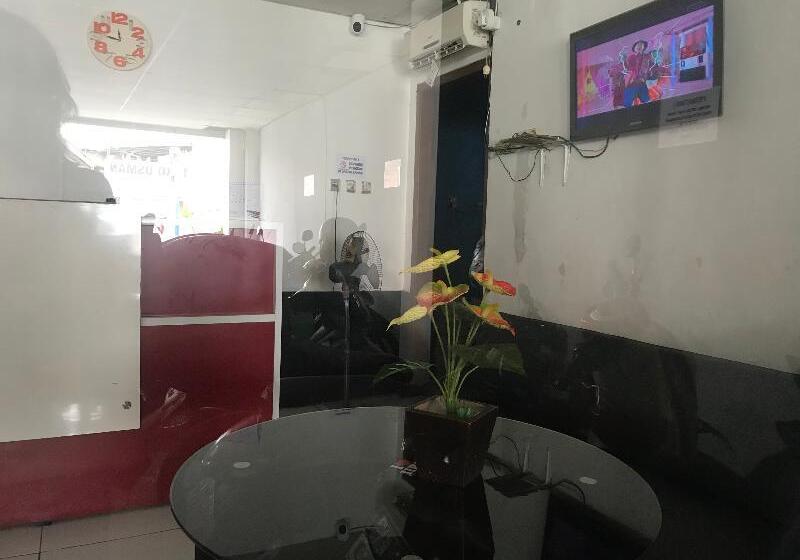 פנסיון Guest House Dewi Fortuna