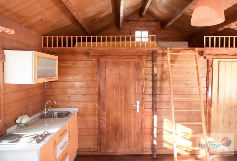 بنسيون Holidays Mirana