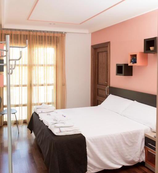 بنسيون Holidays Mirana