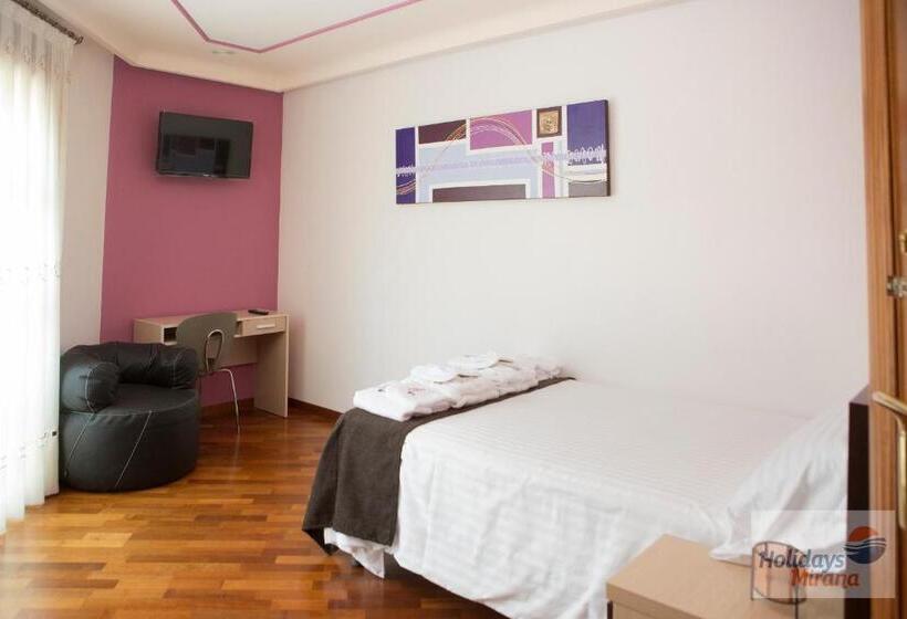 بنسيون Holidays Mirana