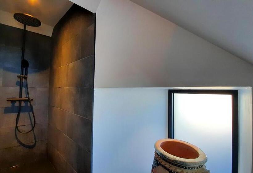 Пансион La Petite Valise