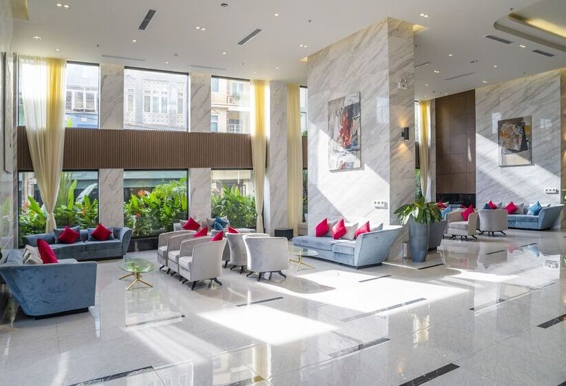 Ramada Hotel & Suites By Wyndham Halong Bay View