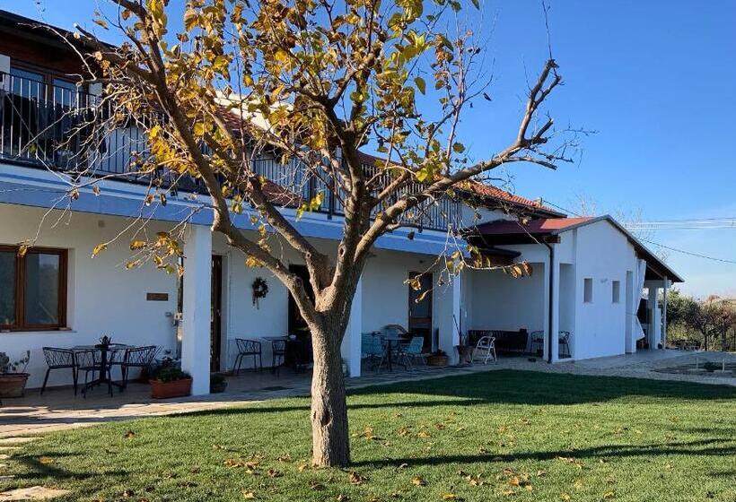 منتجع Controvento