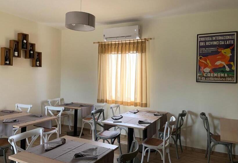 منتجع Controvento