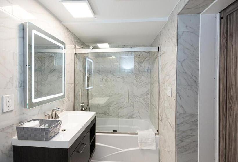 Skylaranna Resort & Spa