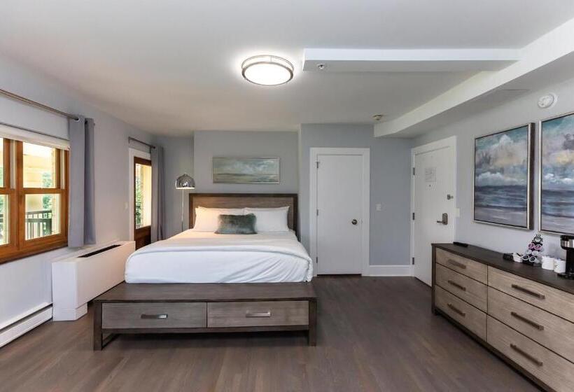 Skylaranna Resort & Spa