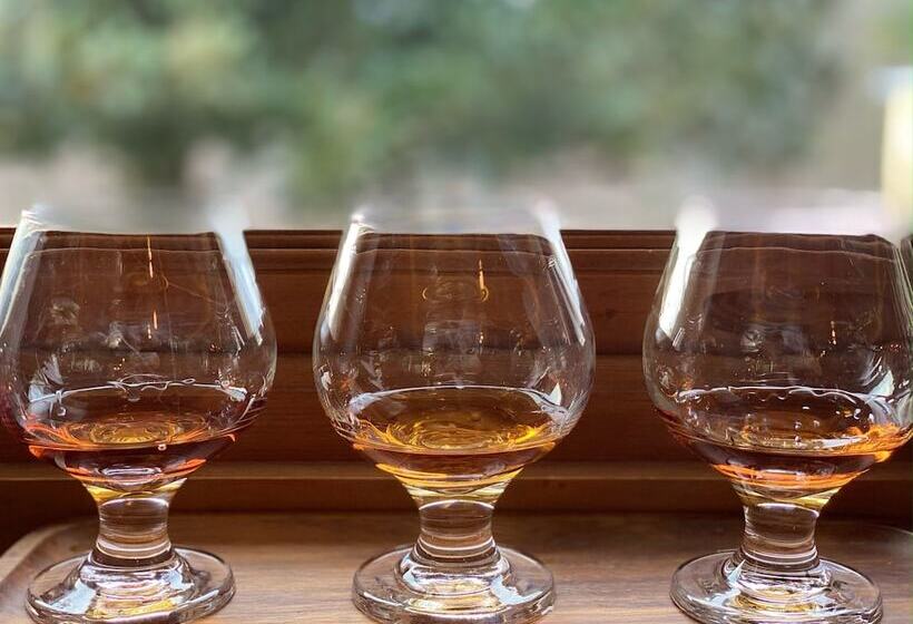 Skylaranna Resort & Spa