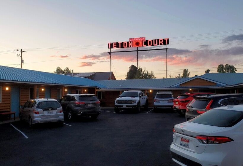 Teton Court Motel