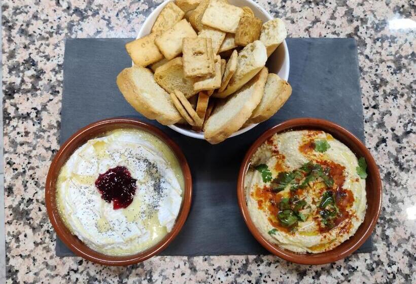 Alberg Rural La Rectoria De Pedra