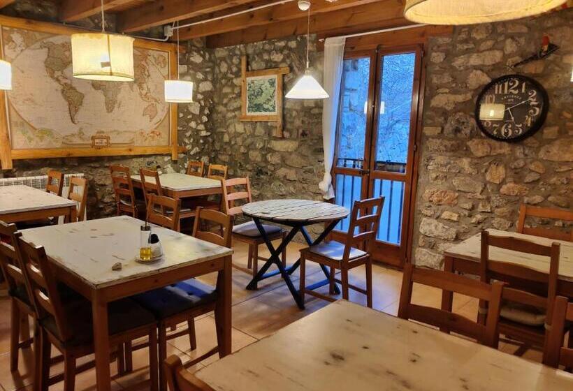 Alberg Rural La Rectoria De Pedra