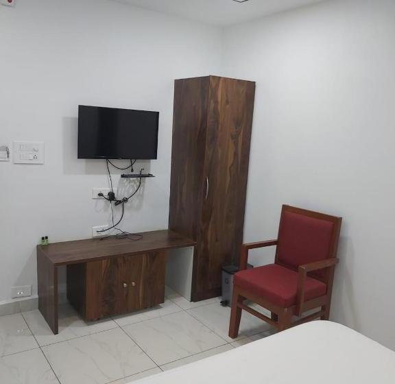 ユースホステル Sahasra Dla