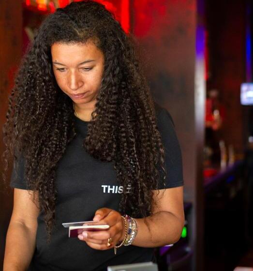 فندق صغير This