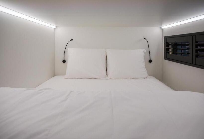 فندق صغير This