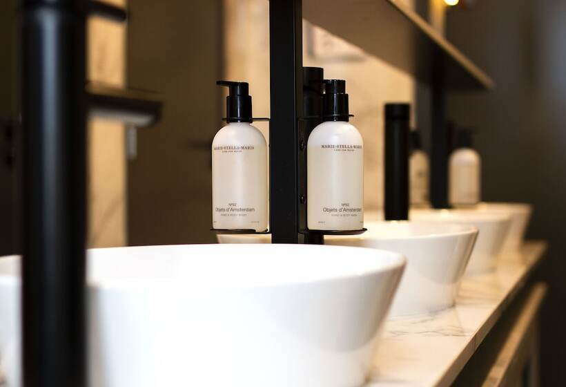 فندق صغير This