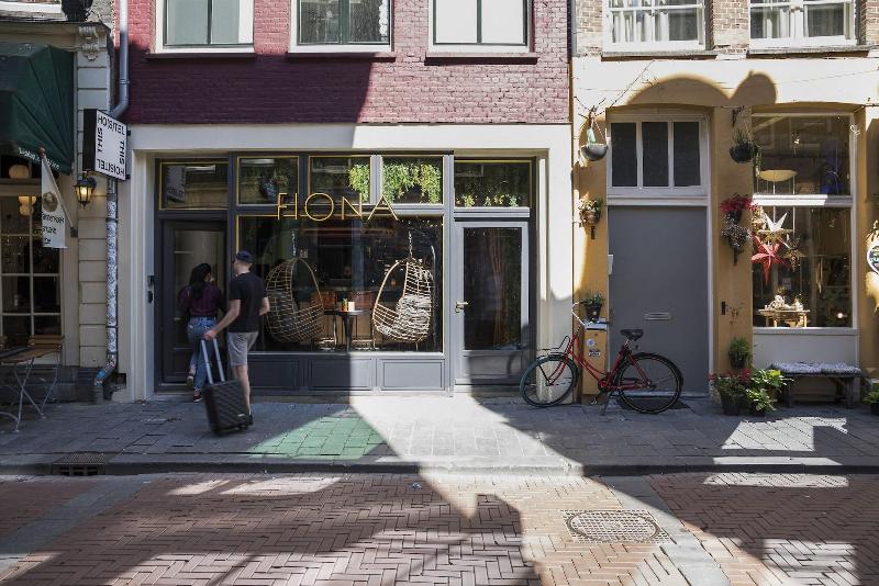 فندق صغير This