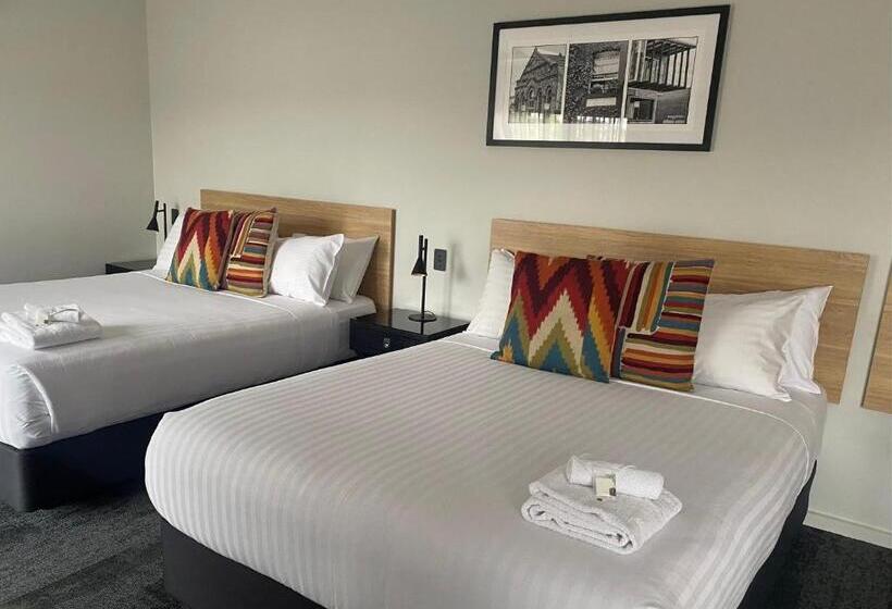 Avenue Motel Apartments