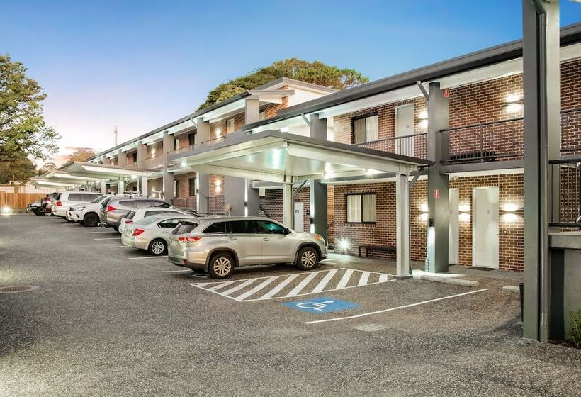 Avenue Motel Apartments