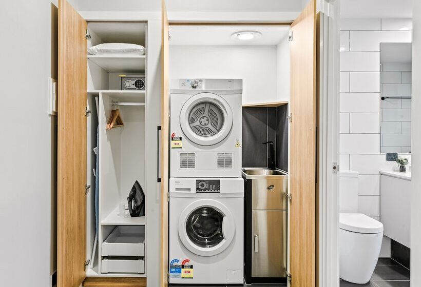 Avenue Motel Apartments