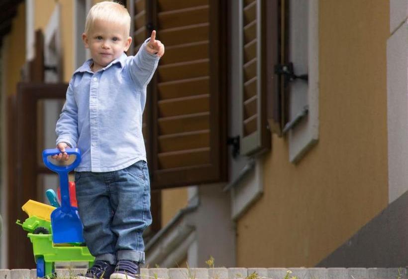 Bed and Breakfast Sasréti Vadászkastély Almamellék