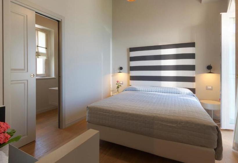 ベッドアンドブレックファースト Diecidodici Boutiquerooms