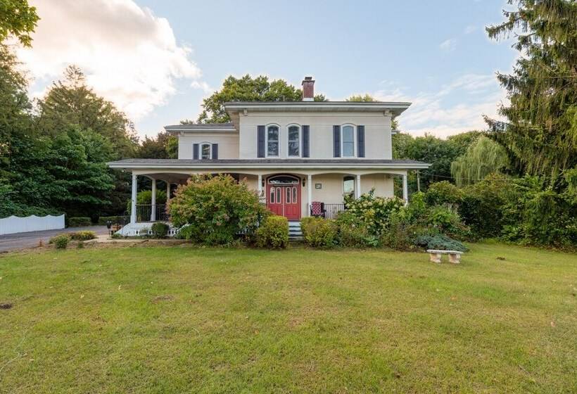 مبيت وإفطار Monroe Manor Inn