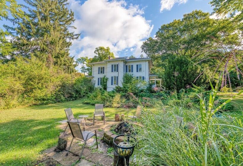 مبيت وإفطار Monroe Manor Inn