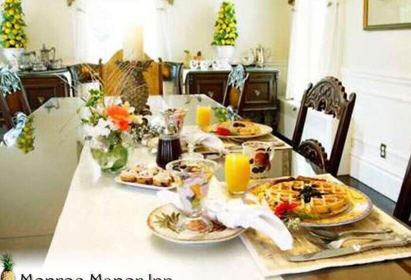 مبيت وإفطار Monroe Manor Inn