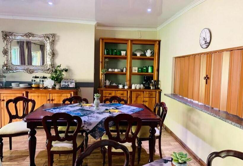 مبيت وإفطار Palms Lodge