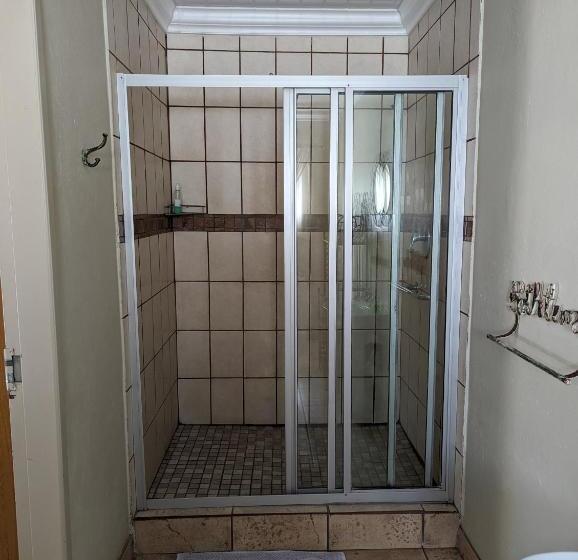 مبيت وإفطار Palms Lodge