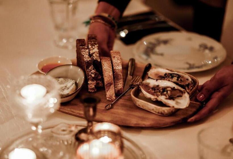 Boutique Hotel   De Stadsherberg Alphen