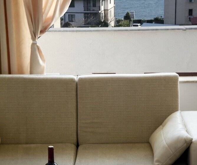 Corona By Asteri Hotels