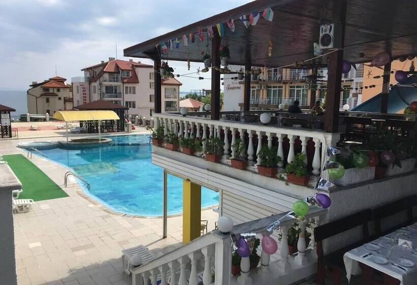 Corona By Asteri Hotels